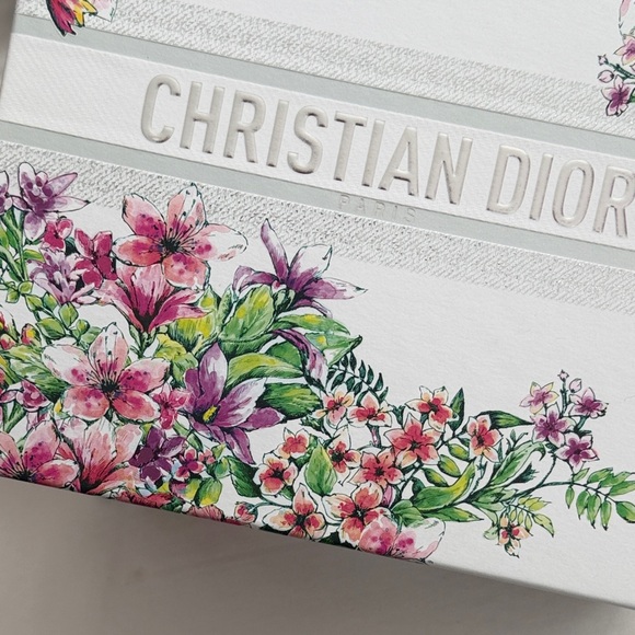 Dior ECRIN COUTURE iconic eye makeup Eyeshadow Palette with pouch, 3 Dior sample - Picture 11 of 12